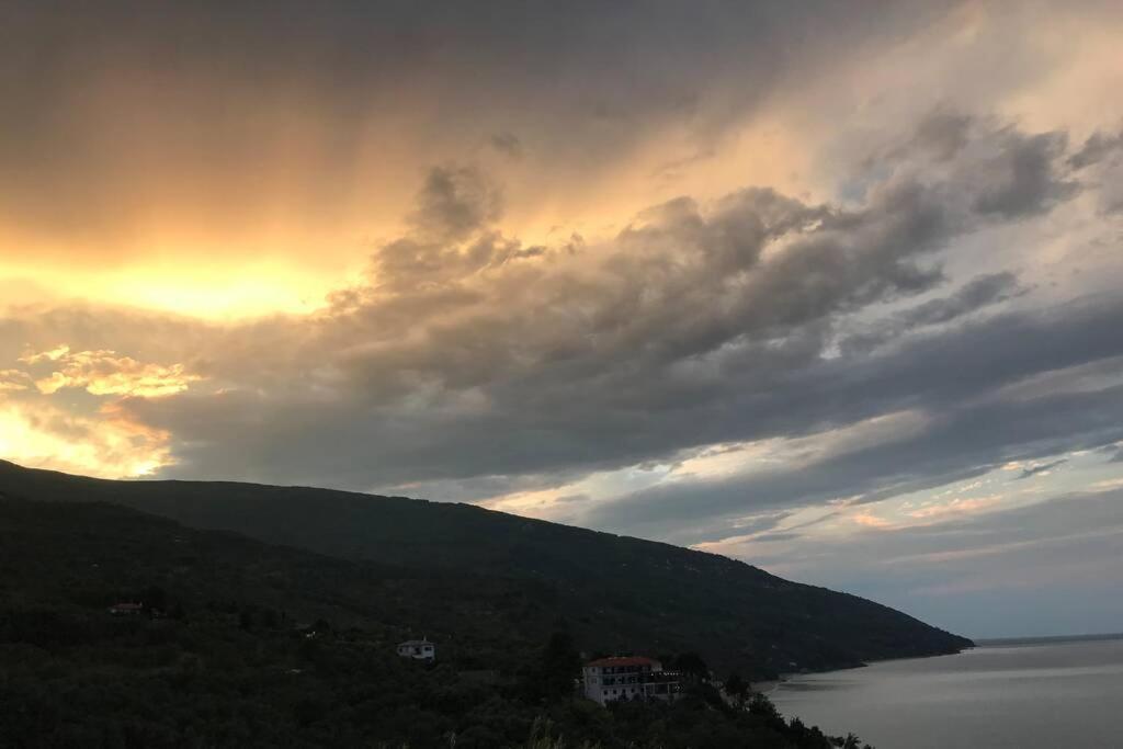 Perivoli Villa Chorefton Eksteriør billede